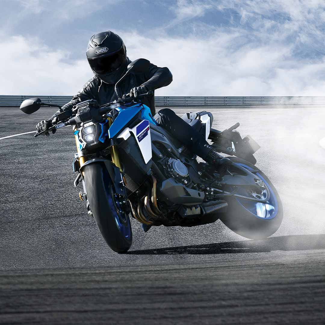 UM MOTOR INCRÍVEL, NUM CHASSI COMPACTO E LEVE, COM MUITA TECNOLOGIA E UM RONCO INIGUALÁVEL